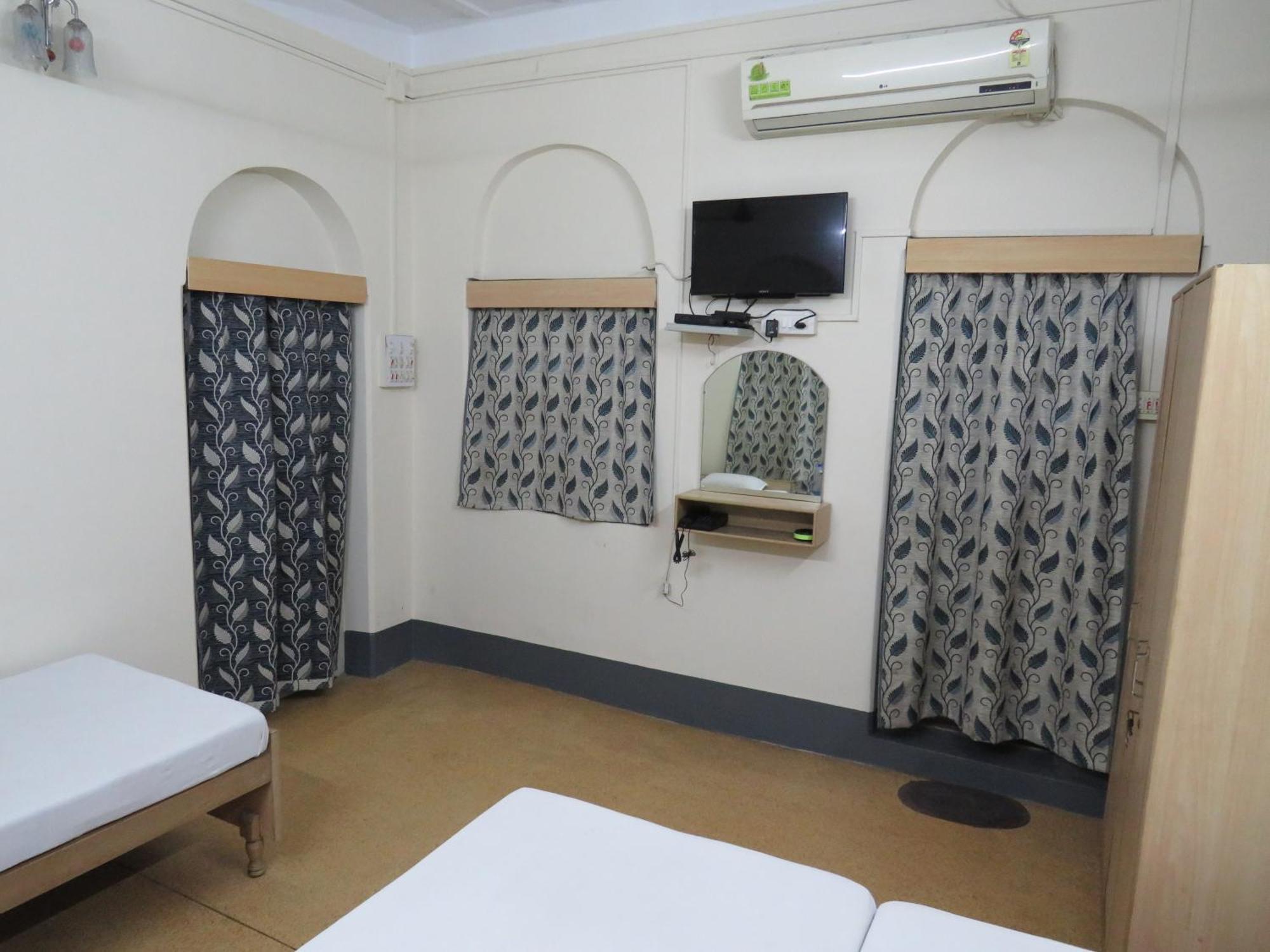 כלכותה Shaw Guest House מראה חיצוני תמונה