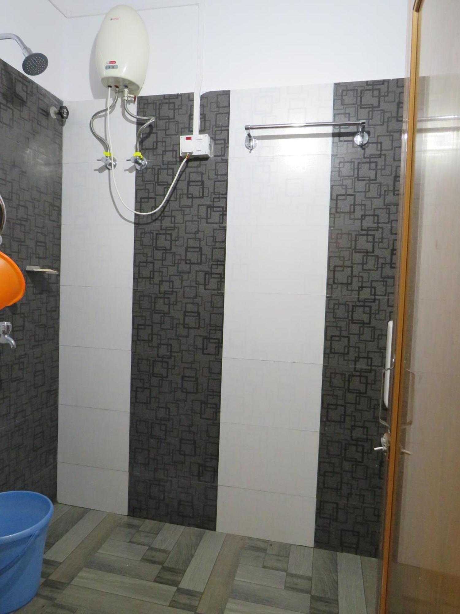 כלכותה Shaw Guest House מראה חיצוני תמונה