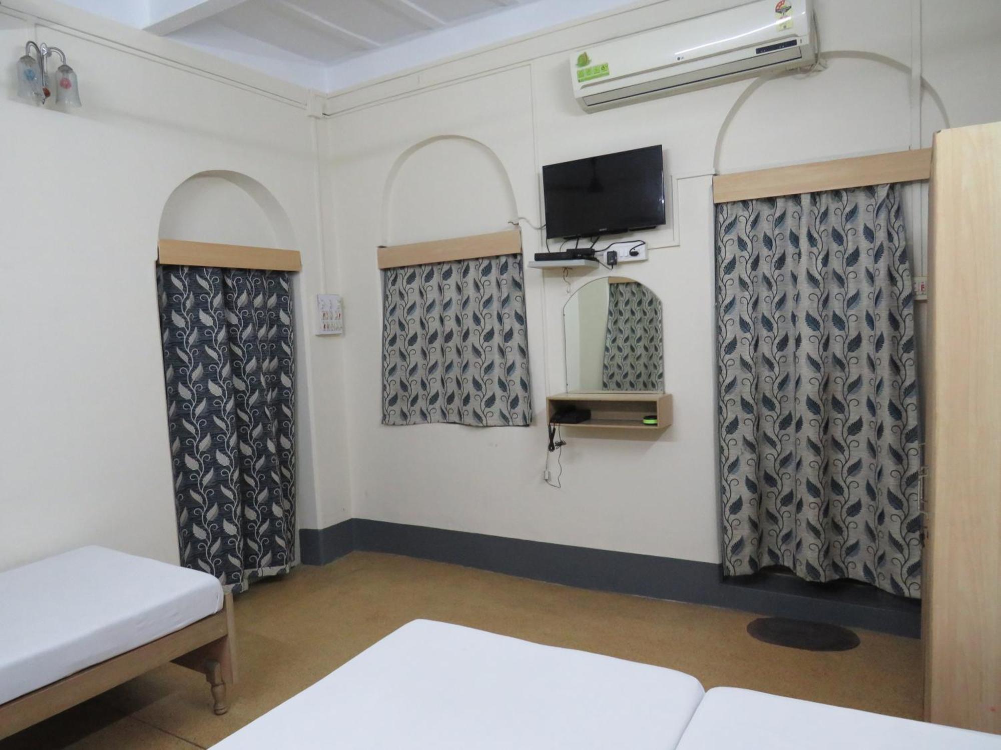 כלכותה Shaw Guest House מראה חיצוני תמונה