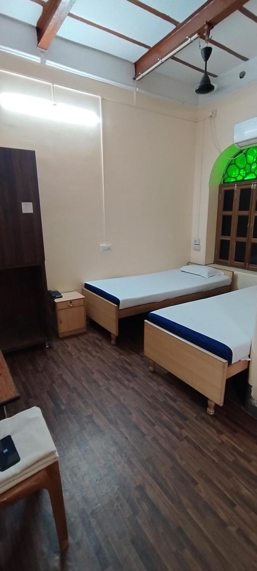 כלכותה Shaw Guest House מראה חיצוני תמונה